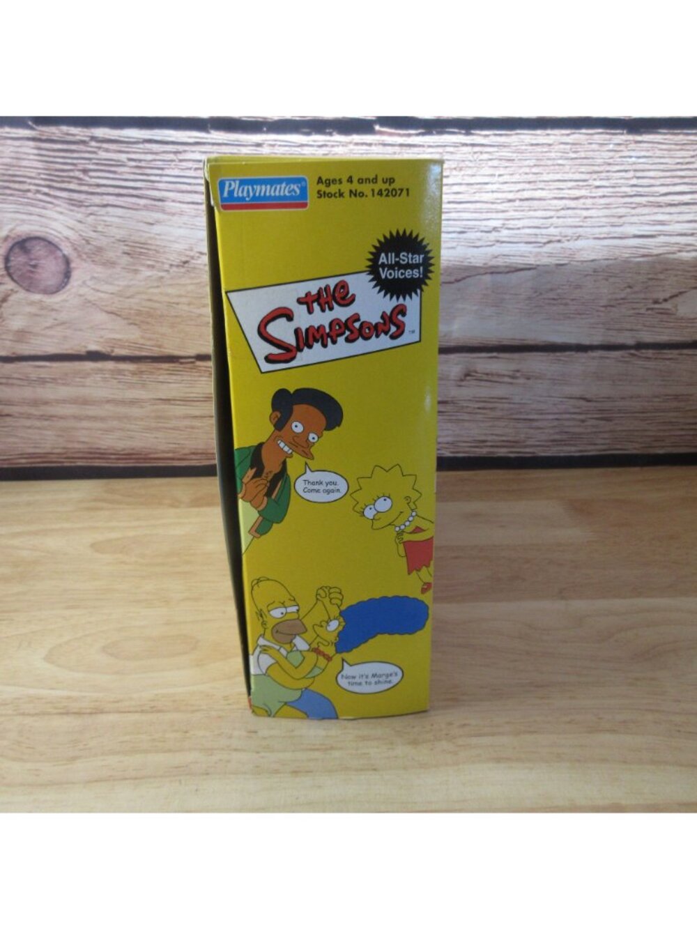 Playmates The Simpsons Interactive Mobile Home with Homer & Lurleen - Picture 5 of 10